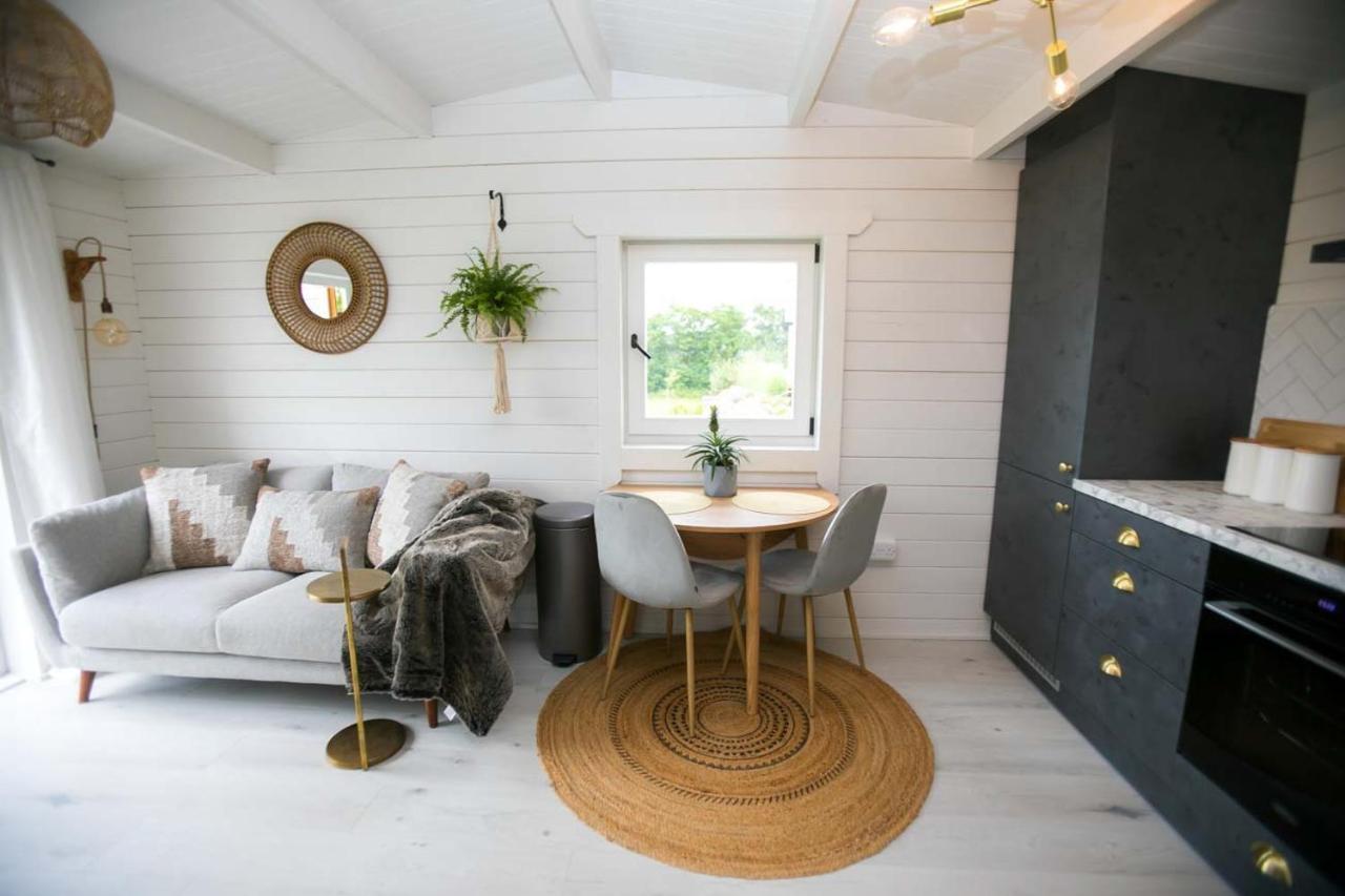 The Paddocks Cabin - Stylish, Cozy & Private 킬라니 외부 사진